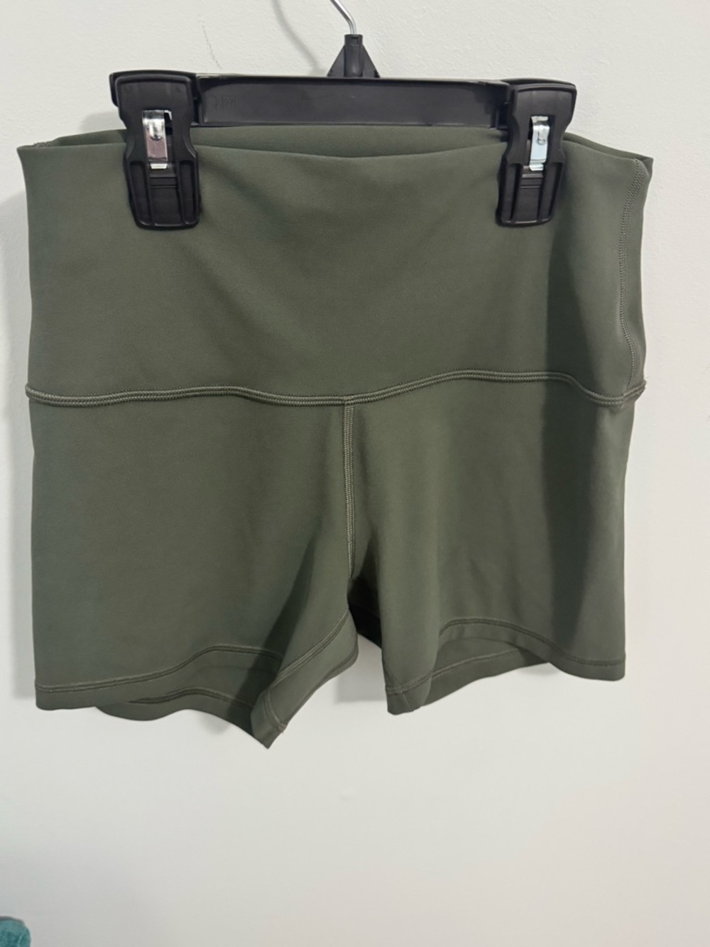 lululemon athletica Olive Green High-Rise Bike Shorts brand new without tag